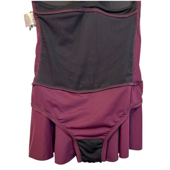 Sea & Sand Women’s Ruched Skirted Bottom 1 Piece Swimsuit Sz. 10 - Picture 4 of 9